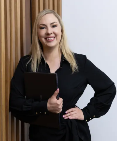 female gold coast lawyer